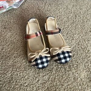 Burberry shoes